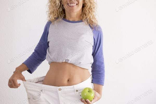 What Are the Ideal Pant Cuts for Tall Women Shopping in Manchester?